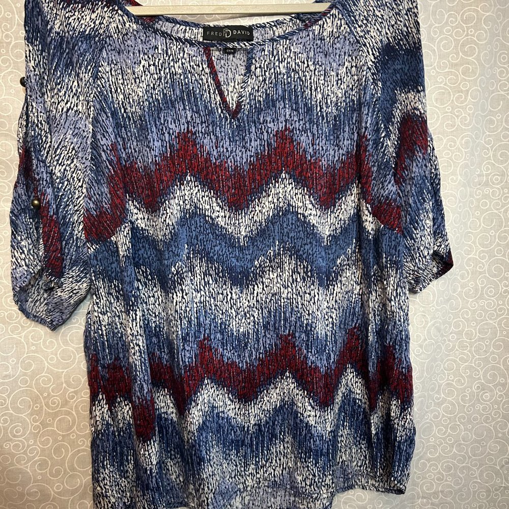 BLOUSE